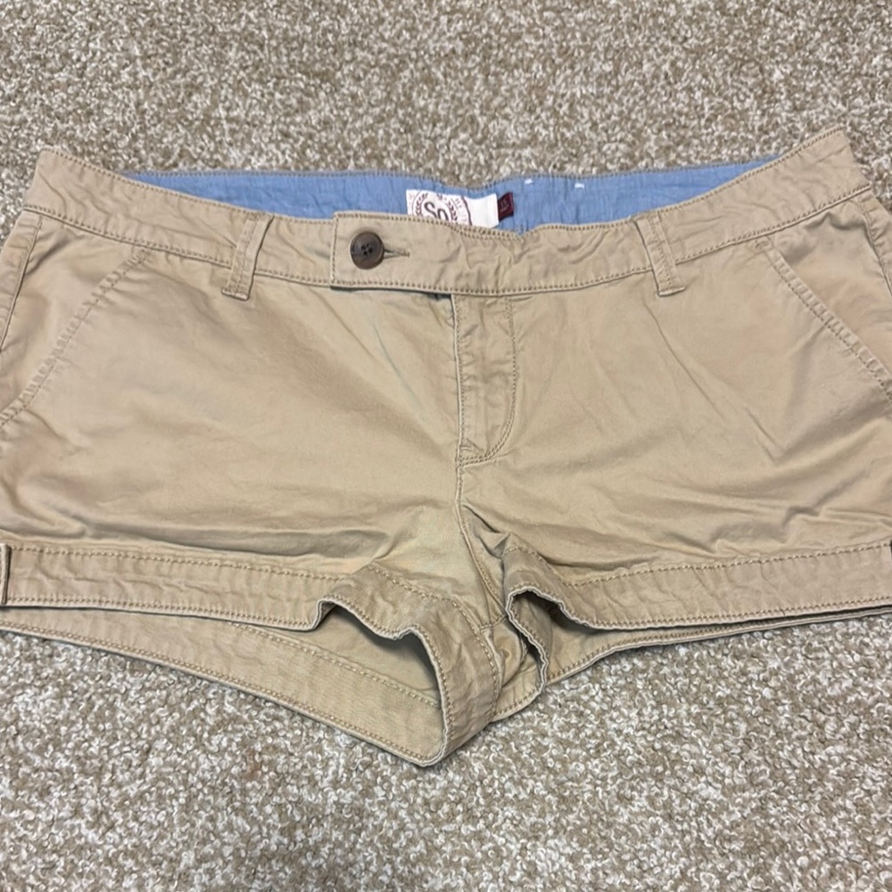 SO Women's Tan Shorts